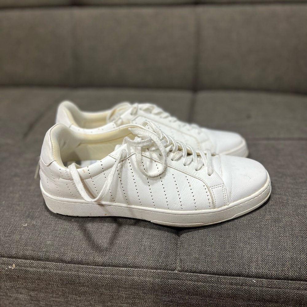 Aldo - Picture 3 of 4